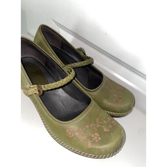 ECCO Women’s Floral Leather Mary Jane Clog size 38/7.5 Comfort Braided Strap - Picture 3 of 10
